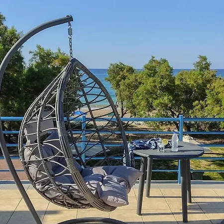 Pelekanos Beachfront Apartman
