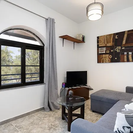 Pelekanos Beachfront Apartman Episzkopí