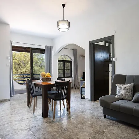 Pelekanos Beachfront Apartman *